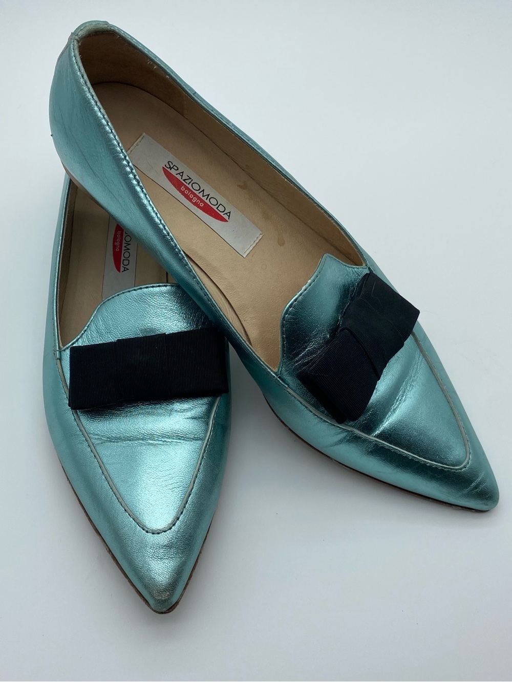Spaziomoda Bologna Italy Blue Silver Metallic Leather Loafers Bow Size 38/7.5